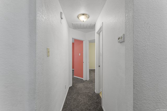 6050 Lakefront, San Antonio, TX 78222