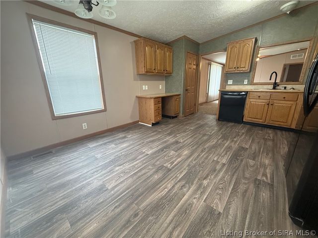 215 Miller Avenue, Sellersburg, IN 47172