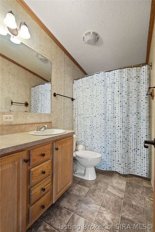 215 Miller Avenue, Sellersburg, IN 47172