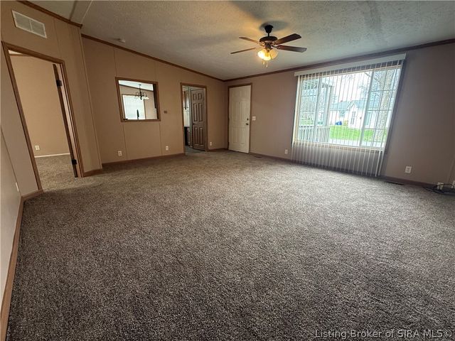 215 Miller Avenue, Sellersburg, IN 47172