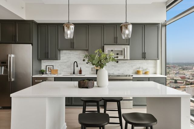 1212 Laurel St Apt 1905, Nashville, TN 37203