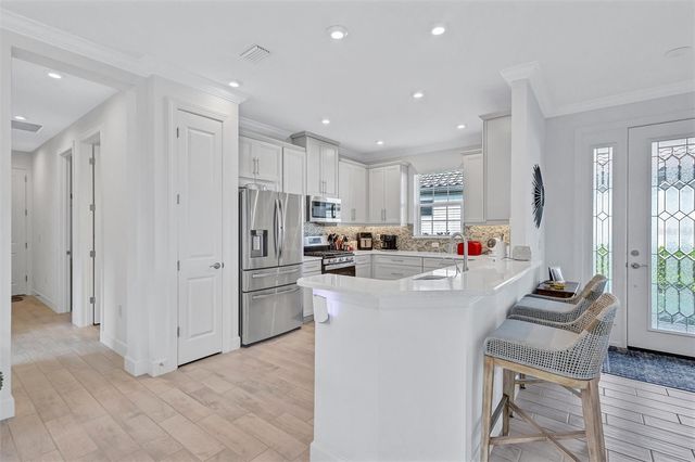 4727 MOTTA COURT, Bradenton, FL 34211