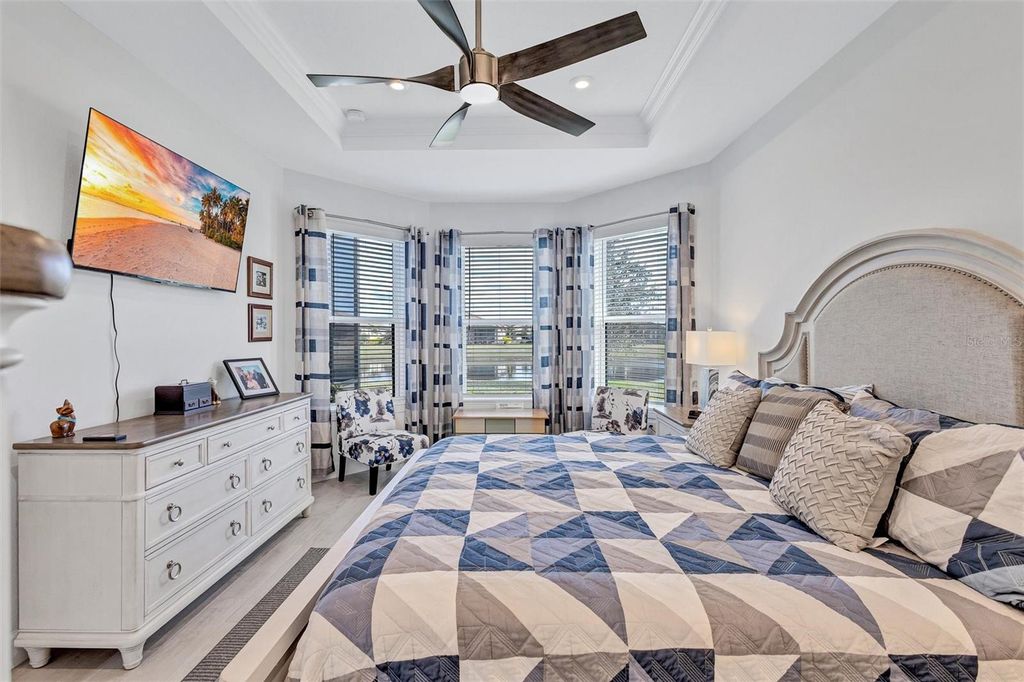 Image 27 of property listing at 4727 MOTTA COURT, Bradenton, FL 34211