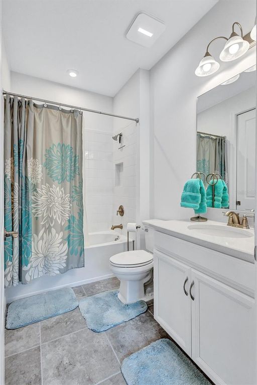 Image 35 of property listing at 4727 MOTTA COURT, Bradenton, FL 34211