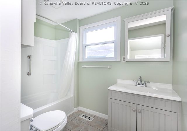 1628 16th Street, Nitro, WV 25143