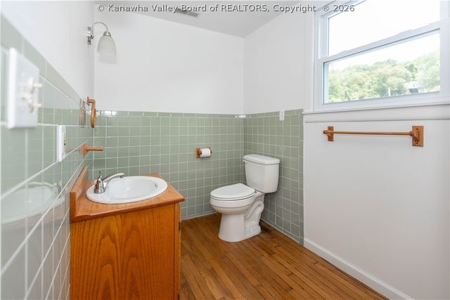 1628 16th Street, Nitro, WV 25143
