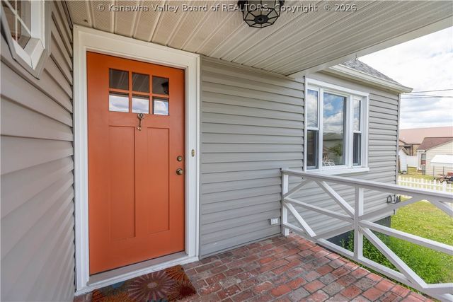 1628 16th Street, Nitro, WV 25143