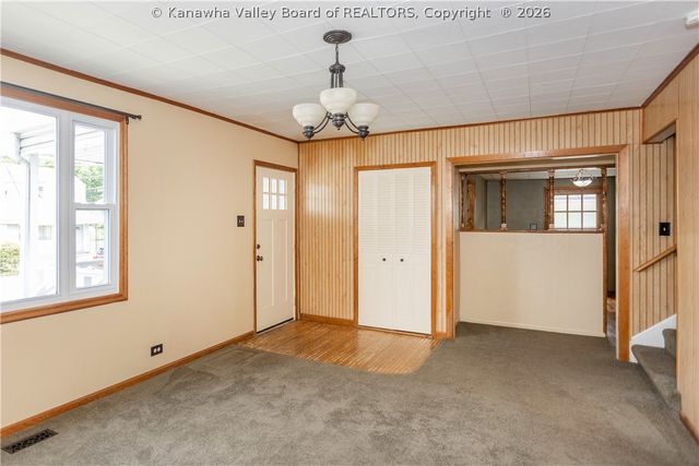 1628 16th Street, Nitro, WV 25143