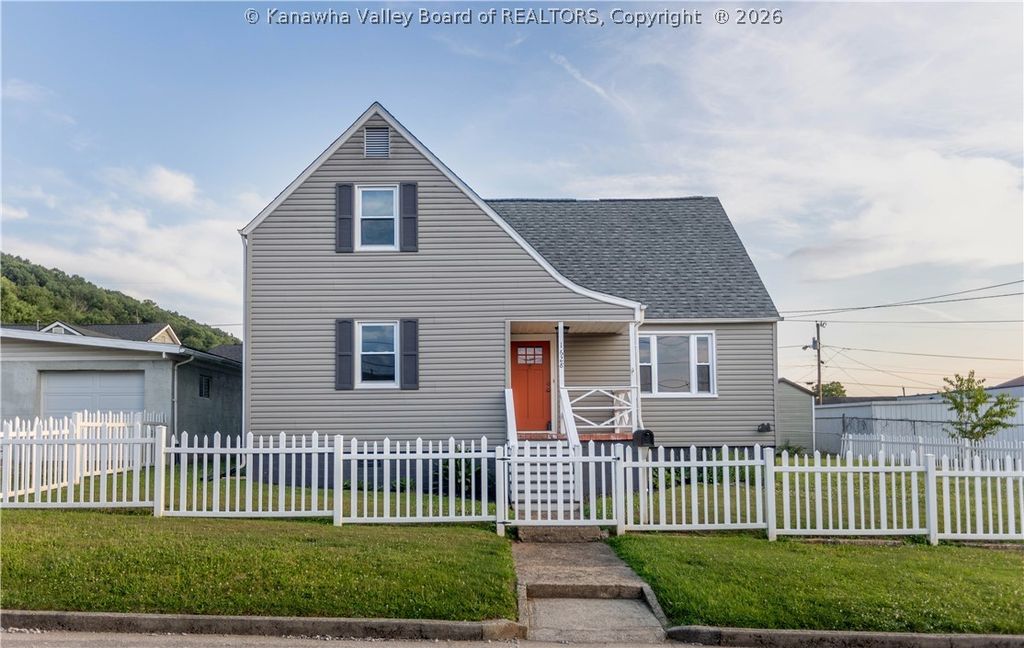 1628 16th Street, Nitro, WV 25143