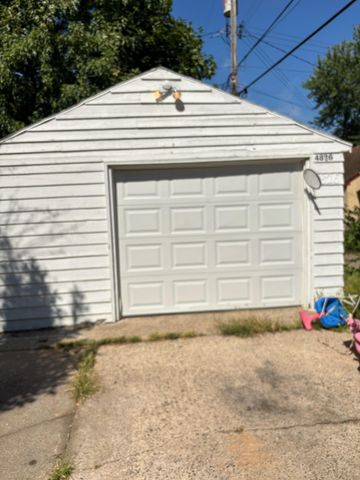 4826 Fremont Avenue N, Minneapolis, MN 55430