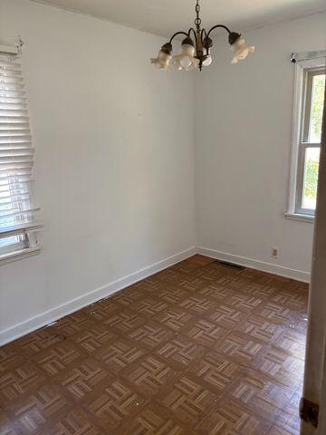 4826 Fremont Avenue N, Minneapolis, MN 55430