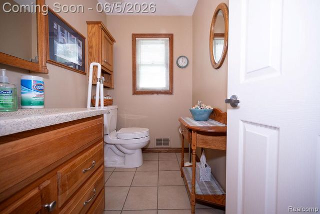 6321 Avenue B, La Salle Township, MI 48145
