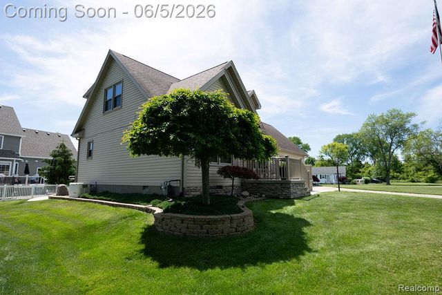 6321 Avenue B, La Salle Township, MI 48145