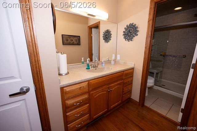 6321 Avenue B, La Salle Township, MI 48145