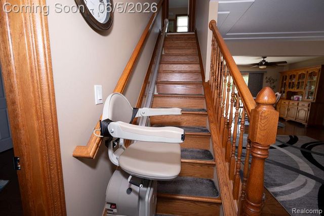 6321 Avenue B, La Salle Township, MI 48145