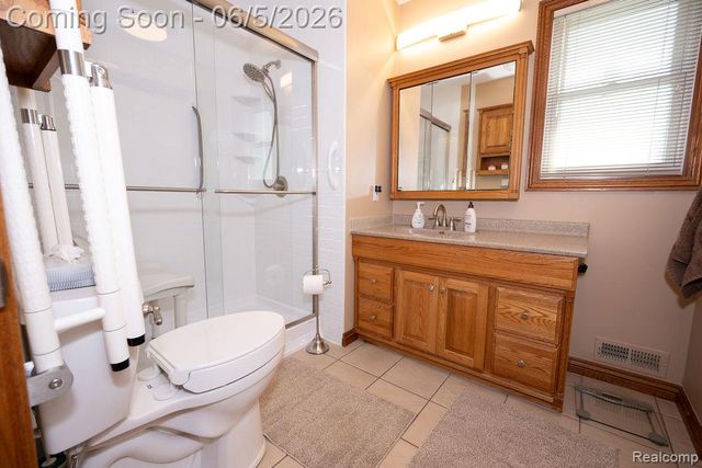 6321 Avenue B, La Salle Township, MI 48145