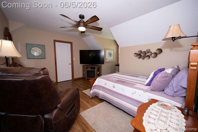 6321 Avenue B, La Salle Township, MI 48145