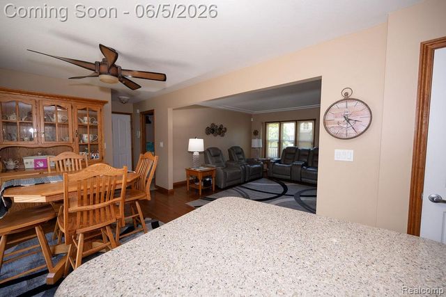 6321 Avenue B, La Salle Township, MI 48145