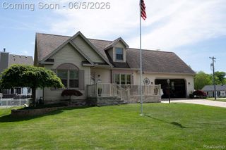 6321 Avenue B, La Salle Township, MI 48145