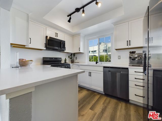 4551 Kester Avenue 1, Sherman Oaks, CA 91403