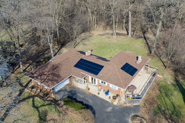 435 Forest Trail, Oak Brook, IL 60523