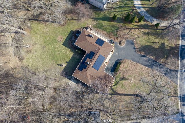 435 Forest Trail, Oak Brook, IL 60523