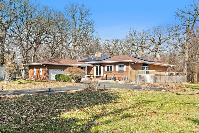 435 Forest Trail, Oak Brook, IL 60523