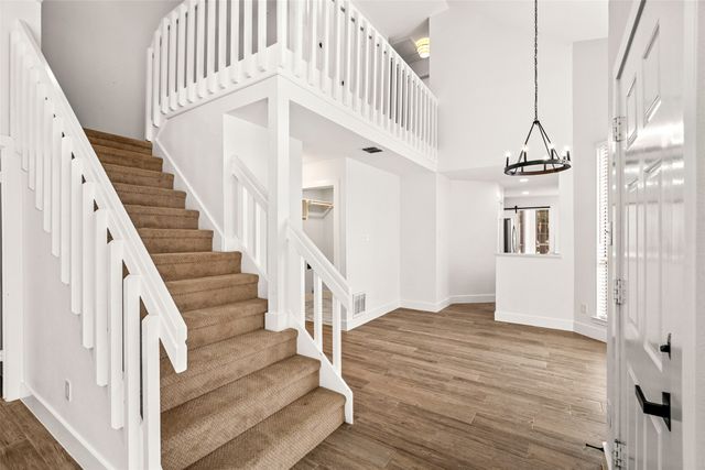 381 Arbor Lane, Euless, TX 76039