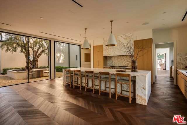 73 Beverly Park Lane, Beverly Hills, CA 90210