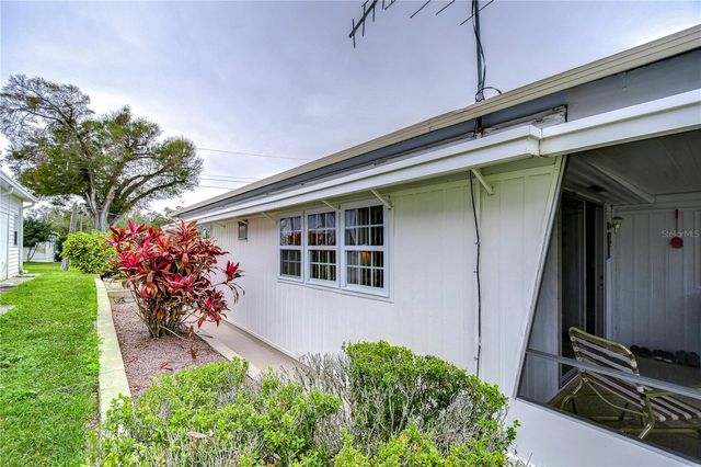 6125 ALPINE DRIVE, Zephyrhills, FL 33542