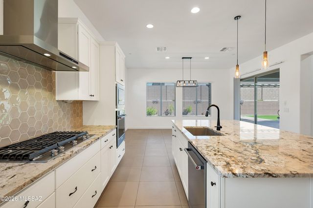 2654 W Plateau Ridge Drive, Tucson, AZ 85742