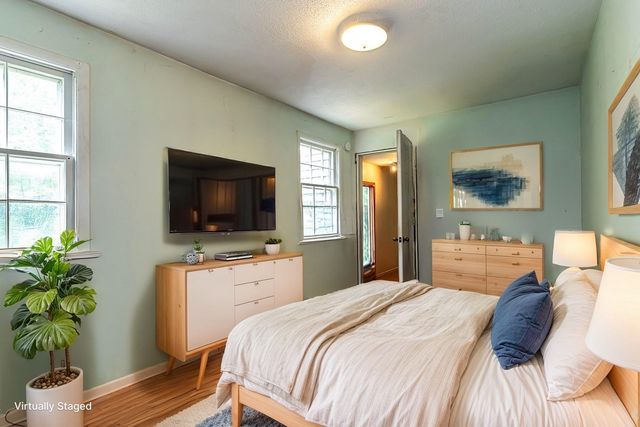 131 Old West Hopkinton Road, Henniker, NH 03242