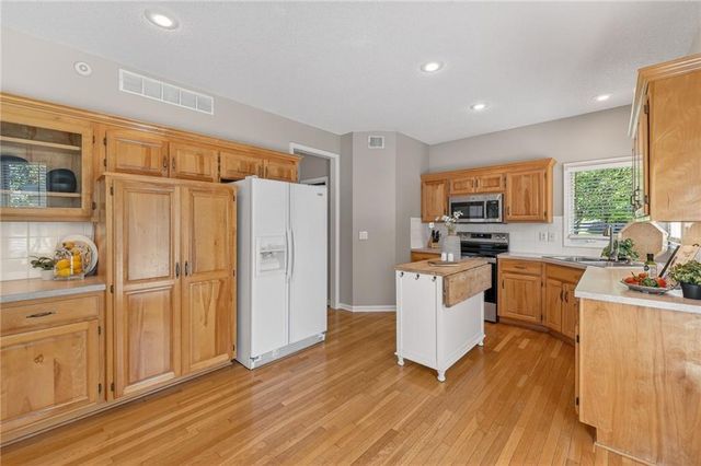 13811 W 153rd Court, Olathe, KS 66062