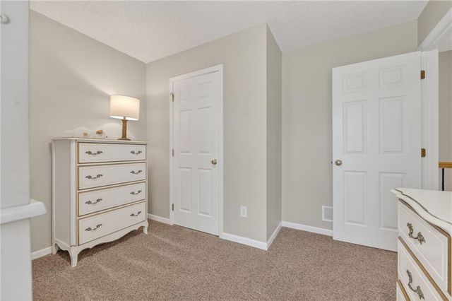 13811 W 153rd Court, Olathe, KS 66062