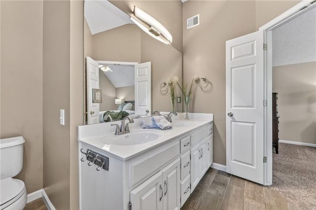 13811 W 153rd Court, Olathe, KS 66062