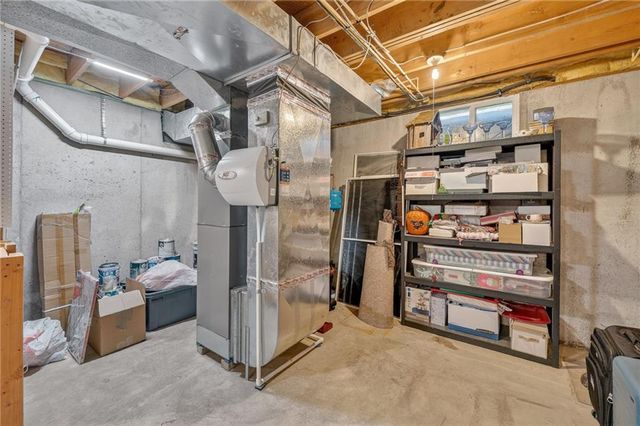 13811 W 153rd Court, Olathe, KS 66062