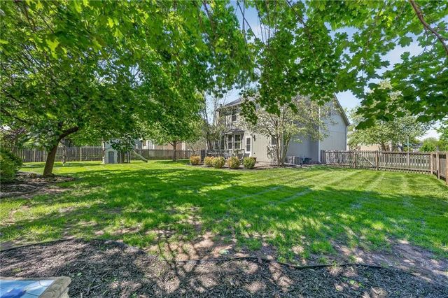 13811 W 153rd Court, Olathe, KS 66062