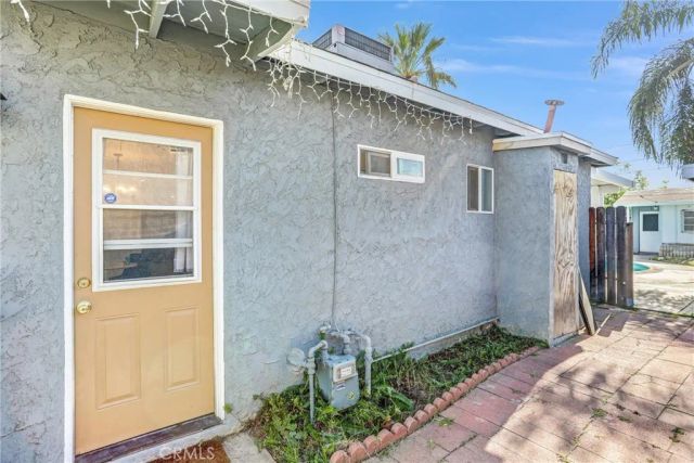 7140 Colwyn, Highland, CA 92346