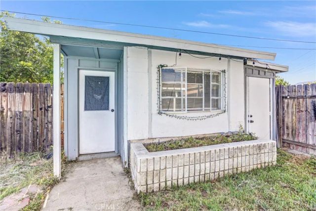 7140 Colwyn, Highland, CA 92346