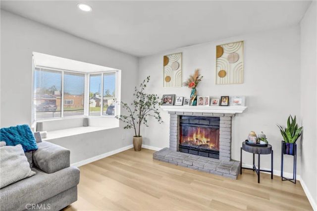 7140 Colwyn, Highland, CA 92346