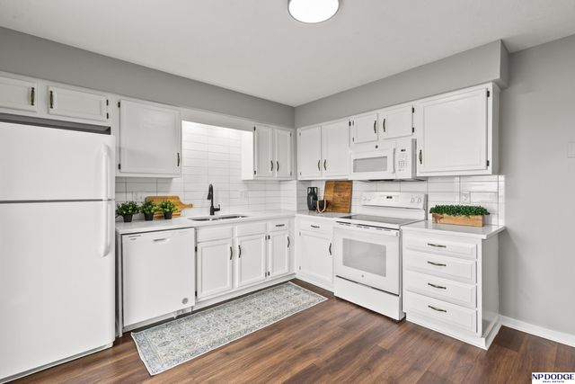 8345 Bedford Avenue, Omaha, NE 68134