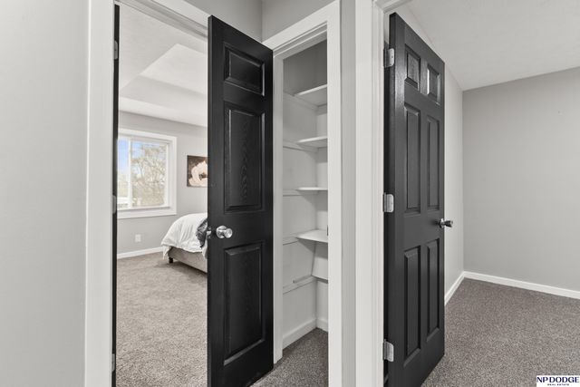 8345 Bedford Avenue, Omaha, NE 68134