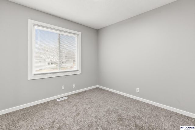 8345 Bedford Avenue, Omaha, NE 68134