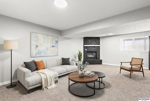 8345 Bedford Avenue, Omaha, NE 68134