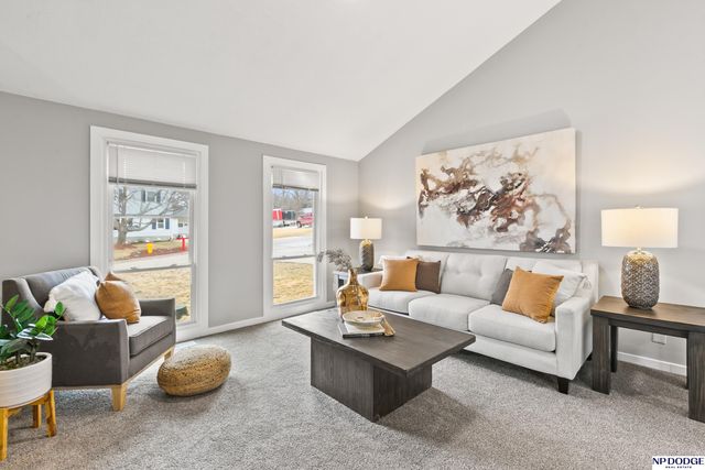 8345 Bedford Avenue, Omaha, NE 68134