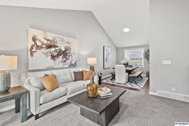 8345 Bedford Avenue, Omaha, NE 68134