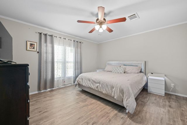 117 Castellana WAY, Elgin, TX 78621