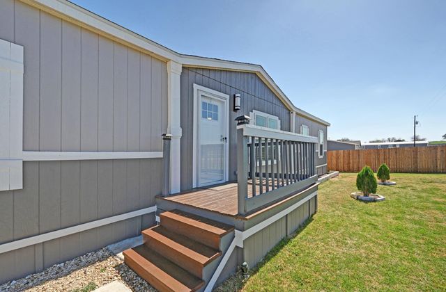 117 Castellana WAY, Elgin, TX 78621