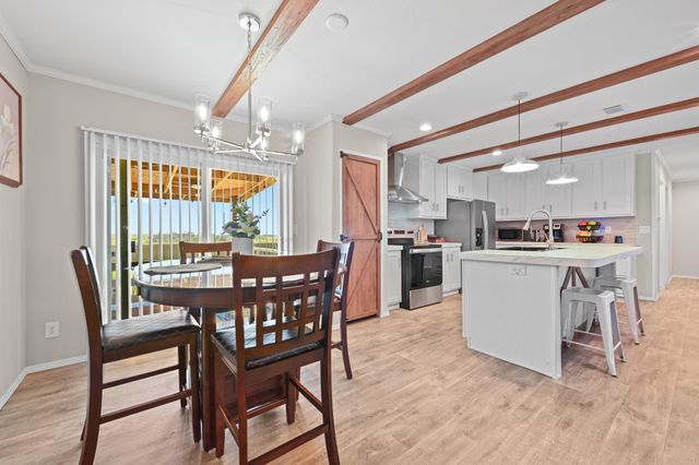 117 Castellana WAY, Elgin, TX 78621