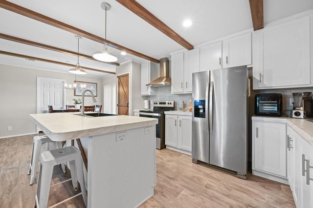 117 Castellana WAY, Elgin, TX 78621